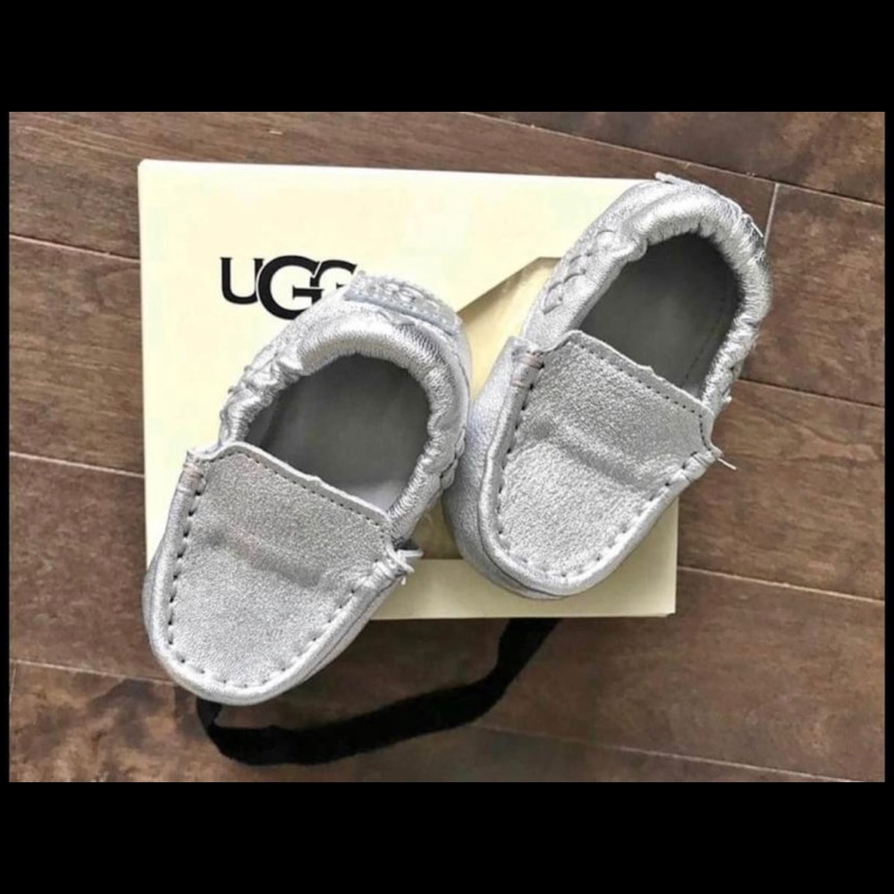 Ugg slippers/moccasins